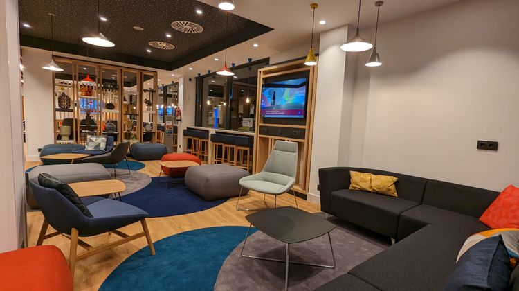 Holiday Inn Express Bilbao Lobby