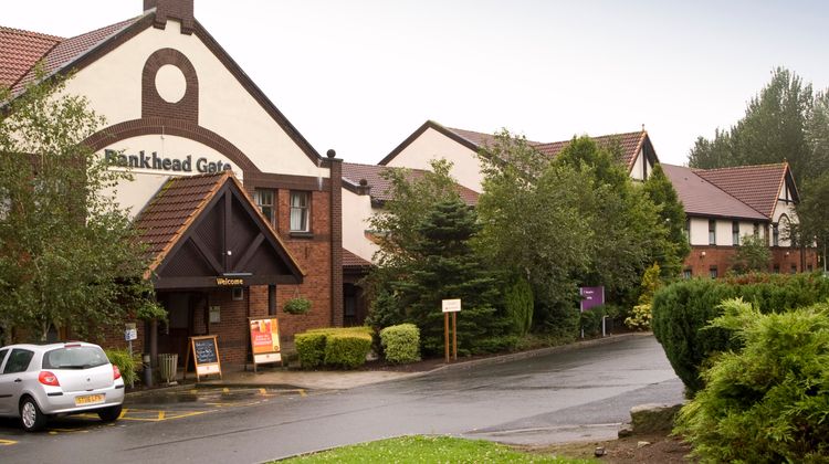 Premier Inn Glenrothes Exterior