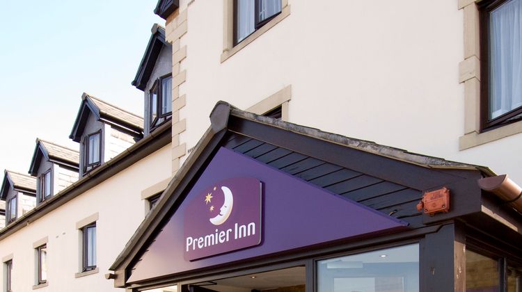 Premier Inn Gloucester (Barnwood) Exterior
