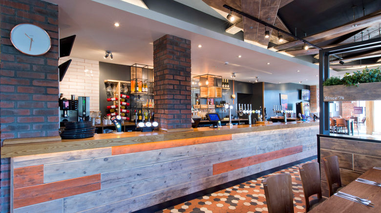 <b>Premier Inn Gloucester (Quayside) Restaurant</b>. Images powered by <a href="https://www.leonardoworldwide.com/" title="Leonardo Worldwide" target="_blank">Leonardo</a>.
