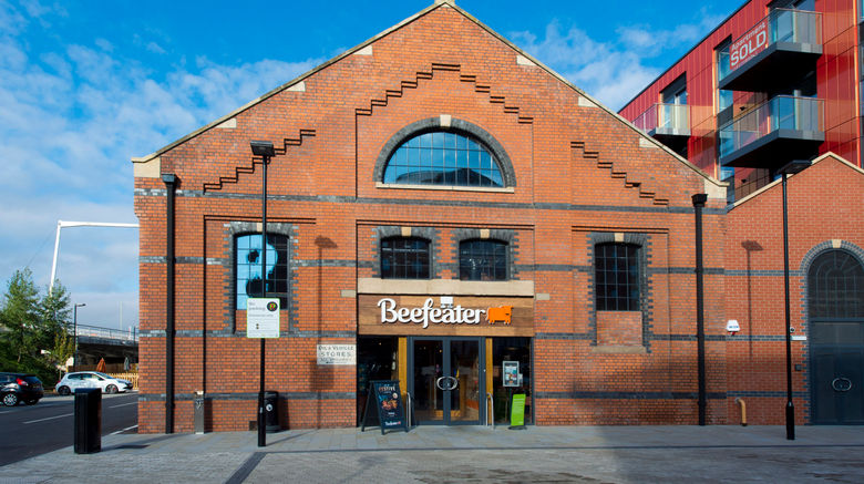 <b>Premier Inn Gloucester (Quayside) Exterior</b>. Images powered by <a href="https://www.leonardoworldwide.com/" title="Leonardo Worldwide" target="_blank">Leonardo</a>.
