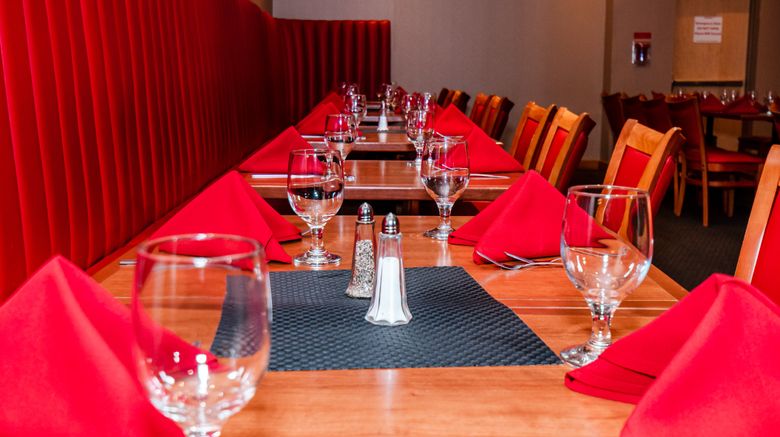 <b>Metro Points Hotel New Carrollton Restaurant</b>. Images powered by <a href="https://www.leonardoworldwide.com/" title="Leonardo Worldwide" target="_blank">Leonardo</a>.