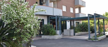 Hotel Palace 2000 Exterior
