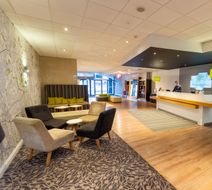 Holiday Inn Liverpool City Centre Hotel Lobby