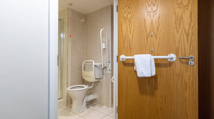 Holiday Inn Liverpool City Centre Hotel Room
