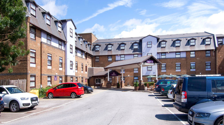 <b>Premier Inn London Gatwick Airport (A23) Exterior</b>. Images powered by <a href="https://www.leonardoworldwide.com/" title="Leonardo Worldwide" target="_blank">Leonardo</a>.