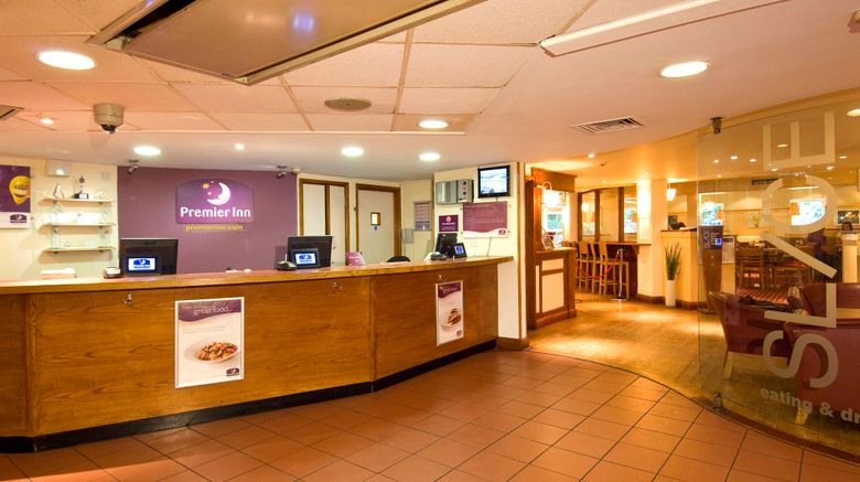 <b>Premier Inn London Gatwick Airport (A23) Lobby</b>. Images powered by <a href="https://www.leonardoworldwide.com/" title="Leonardo Worldwide" target="_blank">Leonardo</a>.