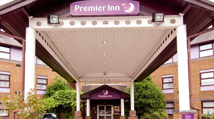 Premier Inn London Gatwick Airport (A23) Exterior