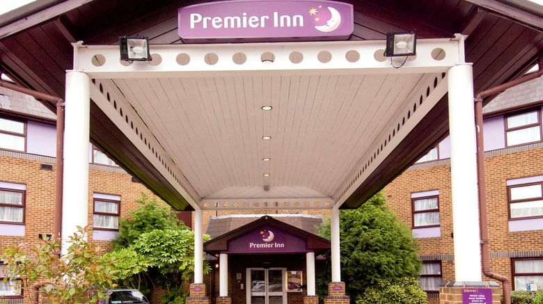 <b>Premier Inn London Gatwick Airport (A23) Exterior</b>. Images powered by <a href="https://www.leonardoworldwide.com/" title="Leonardo Worldwide" target="_blank">Leonardo</a>.