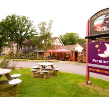 Premier Inn London Gatwick Airport East Exterior