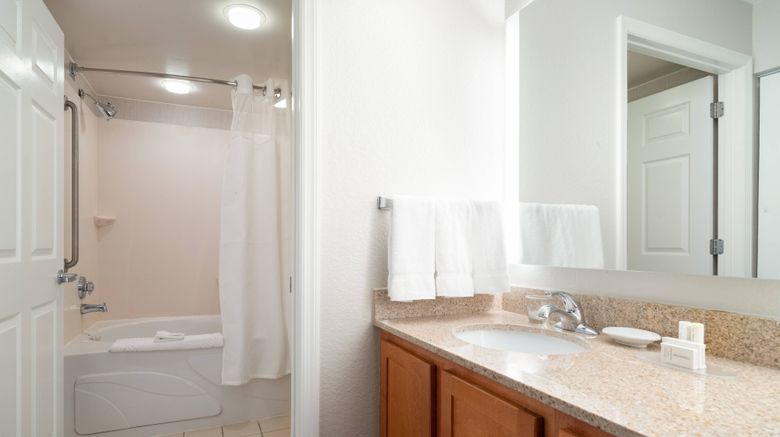 <b>Residence Inn by Marriott Southington Room</b>. Images powered by <a href="https://www.leonardoworldwide.com/" title="Leonardo Worldwide" target="_blank">Leonardo</a>.