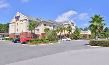 Fairfield Inn & Suites