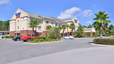 Fairfield Inn & Suites
