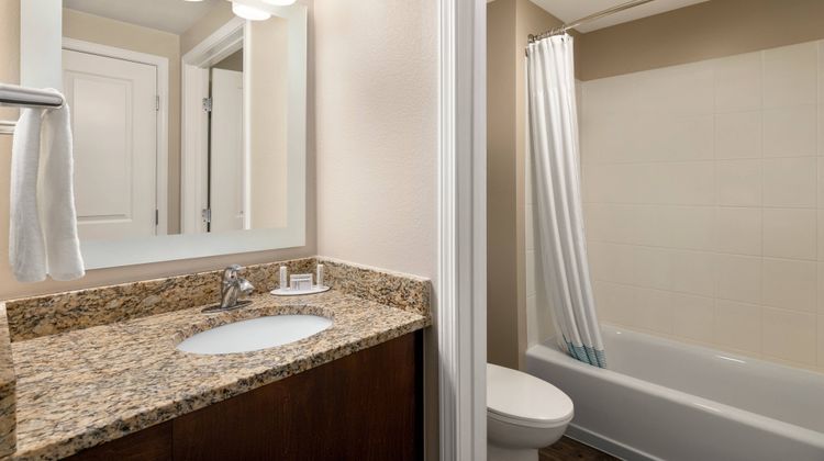 TownePlace Suites Near Hamilton Place Room