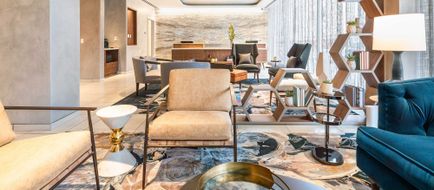 Le Meridien Essex Chicago Lobby