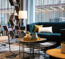 Le Meridien Essex Chicago Lobby