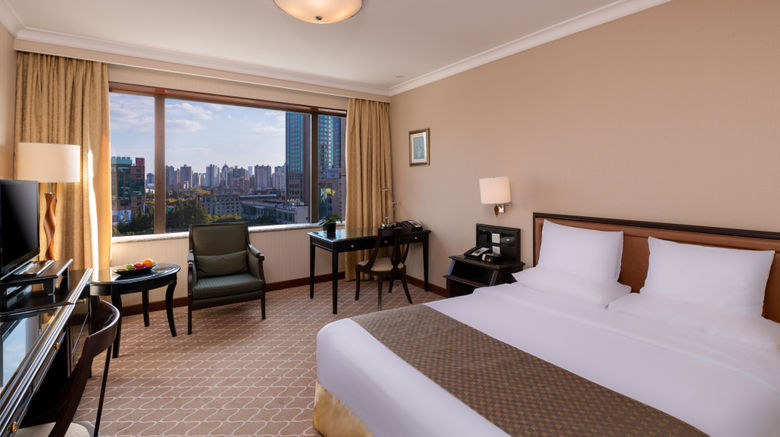 <b>Okura Garden Hotel Shanghai Room</b>. Images powered by <a href="https://www.leonardoworldwide.com/" title="Leonardo Worldwide" target="_blank">Leonardo</a>.