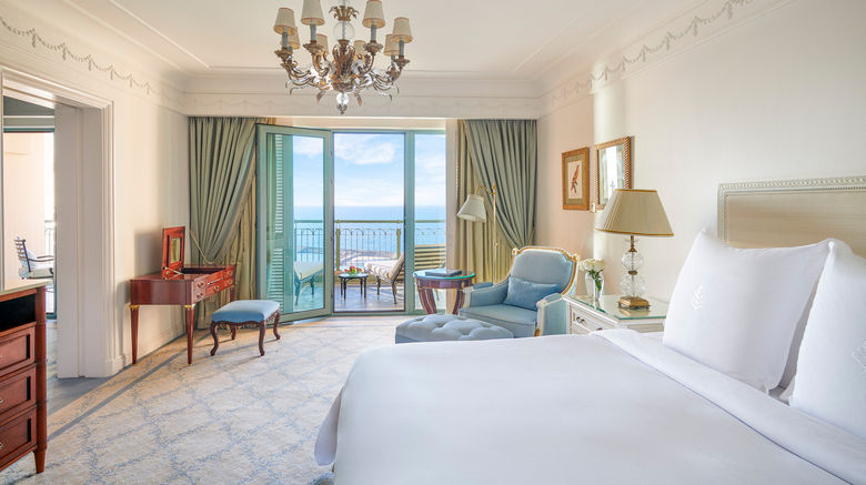 <b>Four Seasons Hotel Alexandria Suite</b>. Images powered by <a href="https://www.leonardoworldwide.com/" title="Leonardo Worldwide" target="_blank">Leonardo</a>.