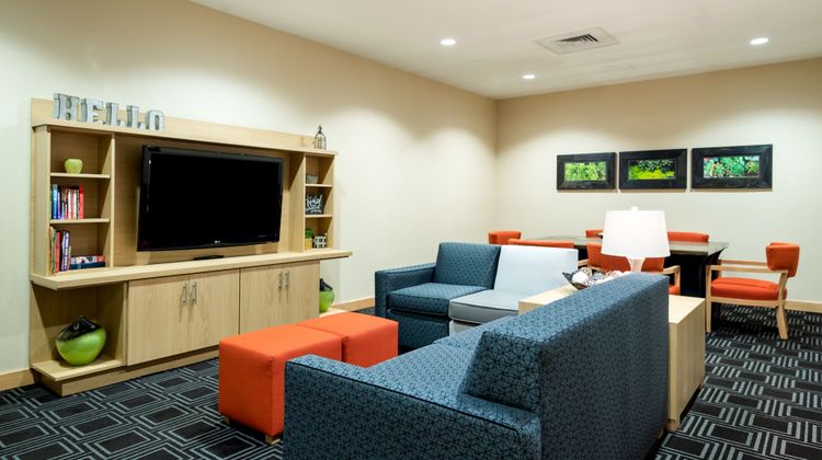 TownePlace Suites Charlotte Mooresville Room
