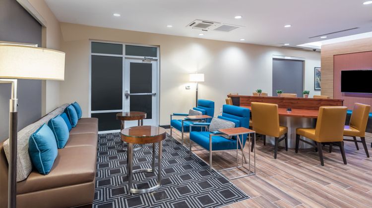 TownePlace Suites Charlotte Mooresville Lobby
