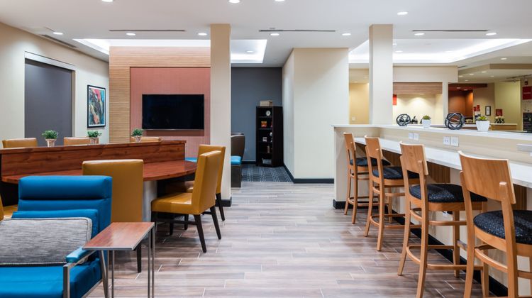 TownePlace Suites Charlotte Mooresville Restaurant