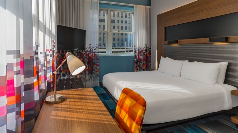 <b>Aloft Houston Downtown Room</b>. Images powered by <a href="https://www.leonardoworldwide.com/" title="Leonardo Worldwide" target="_blank">Leonardo</a>.