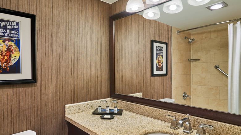 <b>Sheraton North Houston at IAH Airport Room</b>. Images powered by <a href="https://www.leonardoworldwide.com/" title="Leonardo Worldwide" target="_blank">Leonardo</a>.