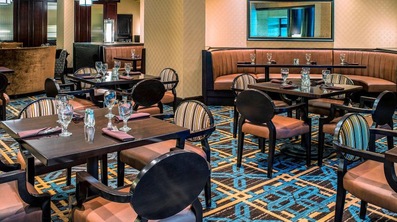 <b>Sheraton North Houston at IAH Airport Restaurant</b>. Images powered by <a href="https://www.leonardoworldwide.com/" title="Leonardo Worldwide" target="_blank">Leonardo</a>.