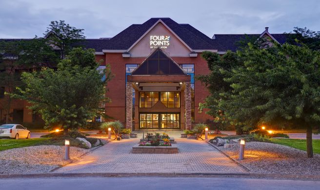Four Points St Catherines Niagara Suites Exterior