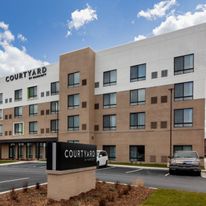 Courtyard East Lansing Okemos