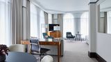 <b>Leeds Marriott Hotel Suite</b>. Images powered by <a href="https://www.leonardoworldwide.com/" title="Leonardo Worldwide" target="_blank">Leonardo</a>.