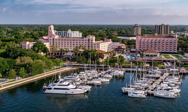 The Vinoy Resort & Golf Club, Autograph Exterior