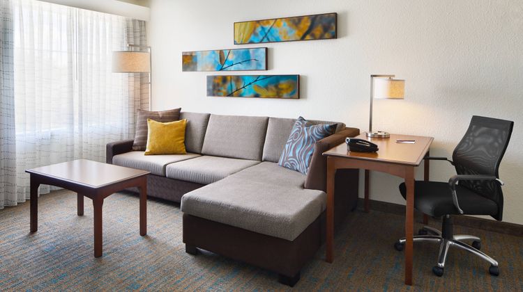Residence Inn by Marriott Suite