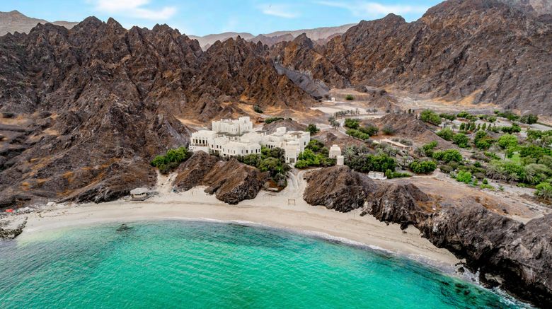 <b>Al Bustan Palace, A Ritz-Carlton Hotel Exterior</b>. Images powered by <a href="https://www.leonardoworldwide.com/" title="Leonardo Worldwide" target="_blank">Leonardo</a>.
