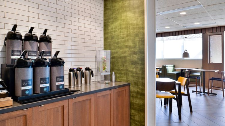 Fairfield Inn & Suites Minneapolis Restaurant