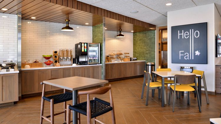 Fairfield Inn & Suites Minneapolis Restaurant