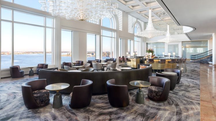 The Westin New Orleans Lobby