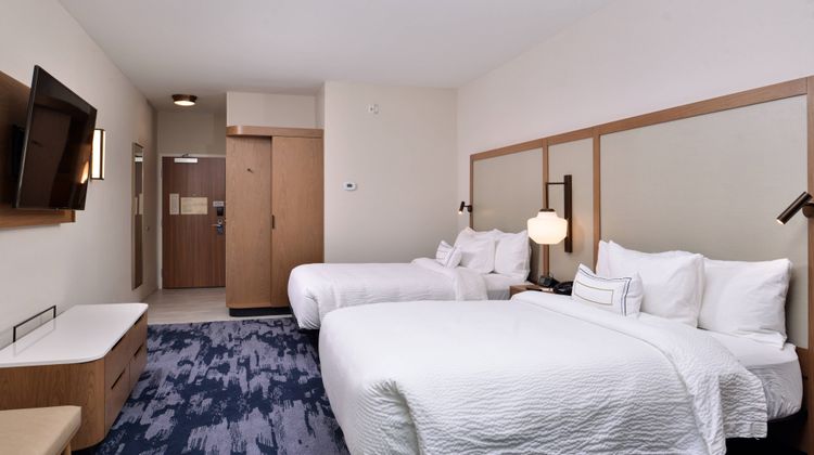 Fairfield Inn & Suites Minneapolis Suite