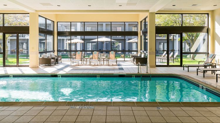 Courtyard by Marriott Chicago Naperville Pool
