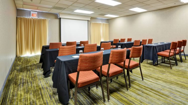Courtyard by Marriott Dallas Market Ctr Meeting