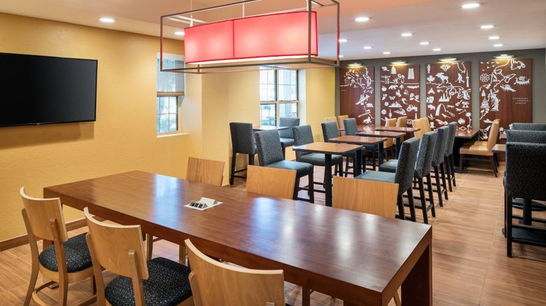 <b>TownePlace Stes LAX/Manhattan Beach Restaurant</b>. Images powered by <a href="https://www.leonardoworldwide.com/" title="Leonardo Worldwide" target="_blank">Leonardo</a>.