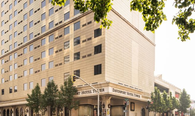 The Davenport Tower, Autograph Coll Exterior