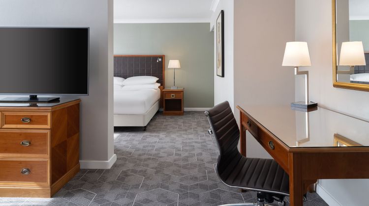 Delta Hotels Heathrow Windsor Suite