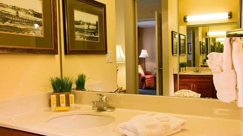 <b>Residence Inn Minneapolis Eden Prairie Room</b>. Images powered by <a href="https://www.leonardoworldwide.com/" title="Leonardo Worldwide" target="_blank">Leonardo</a>.