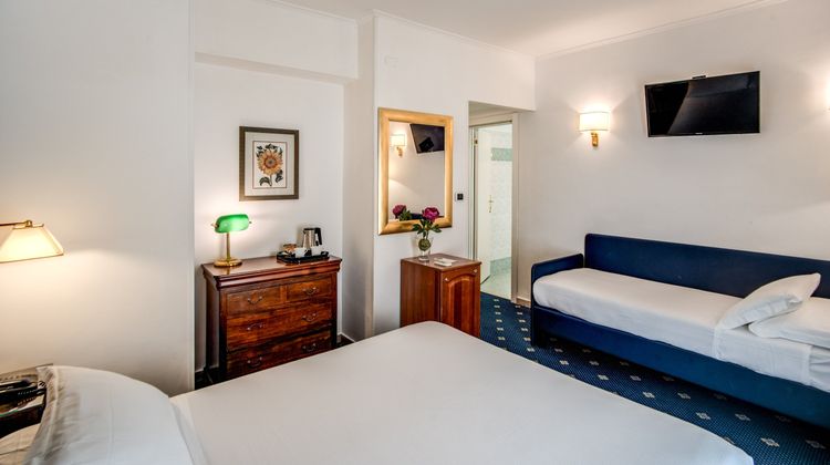 Hotel Napoleon Room