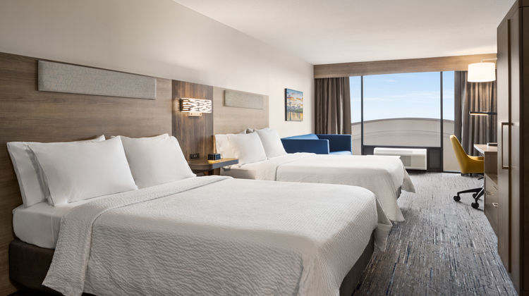 Holiday Inn Express Suite