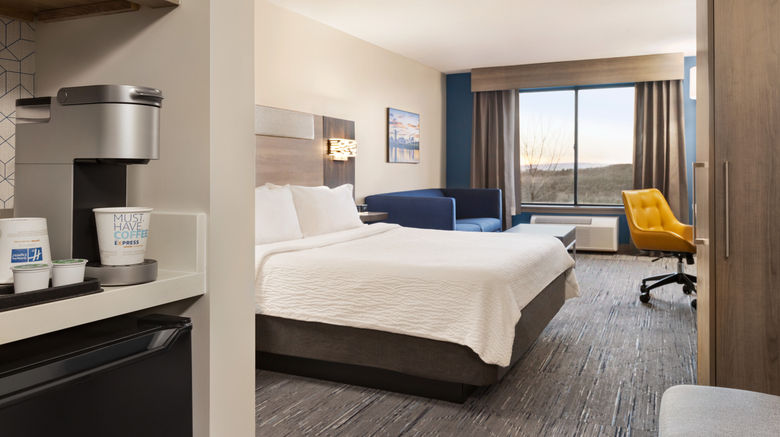 <b>Holiday Inn Express Suite</b>. Images powered by <a href="https://www.leonardoworldwide.com/" title="Leonardo Worldwide" target="_blank">Leonardo</a>.