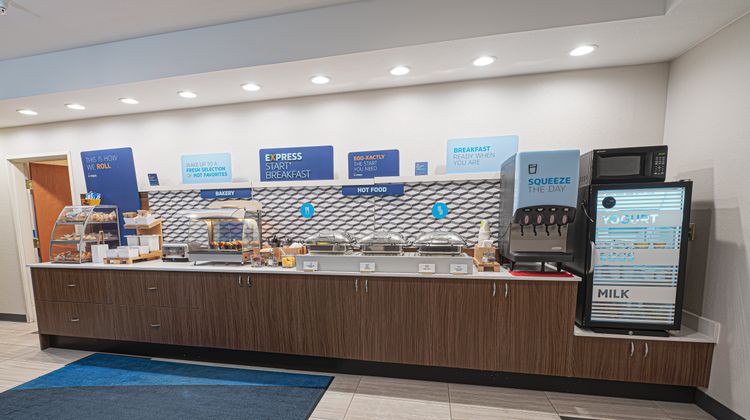 Holiday Inn Express Hotel & Suites Restaurant