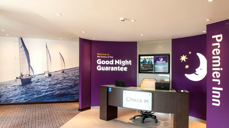Premier Inn Hotel Gosport Lobby