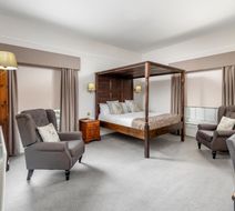 Reigate Manor Room
